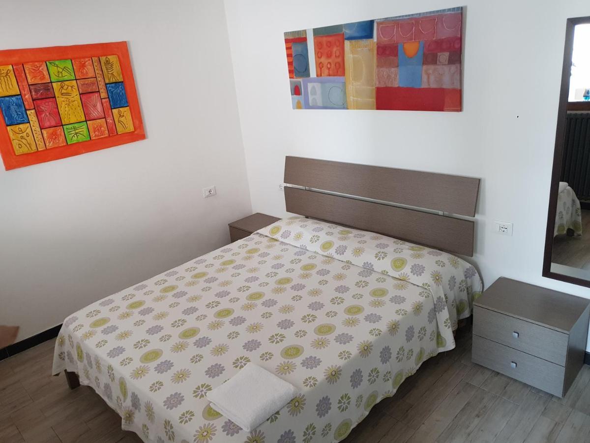 Casa Vacanze L'Agrifoglio Bed & Breakfast Magliolo Exterior photo